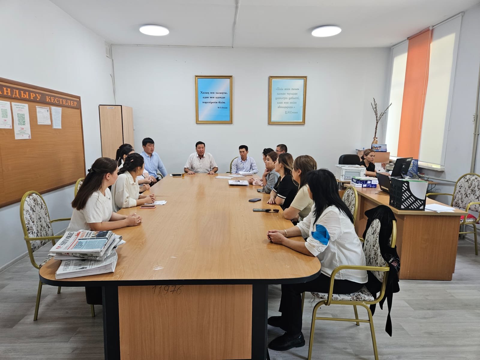 Түркістанда кәсіподақ өкілдері Жол-көлік колледжінің жастарымен кездесті