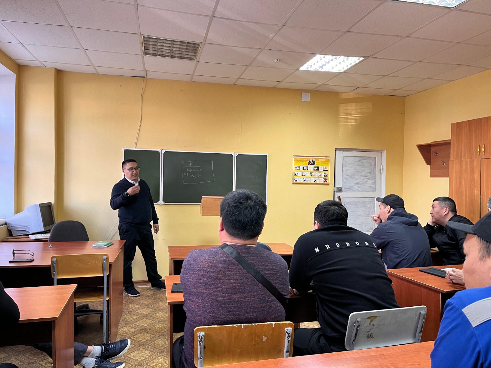 БҚО-да жалпыкәсіподақтық науқан аясындағы кездесулер легі жалғасуда
