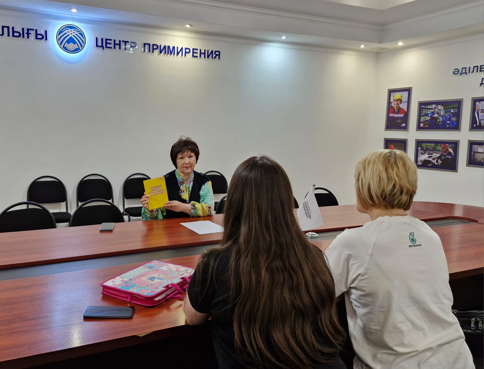 В Павлодаре рассмотрено обращение о невыплате заработной платы