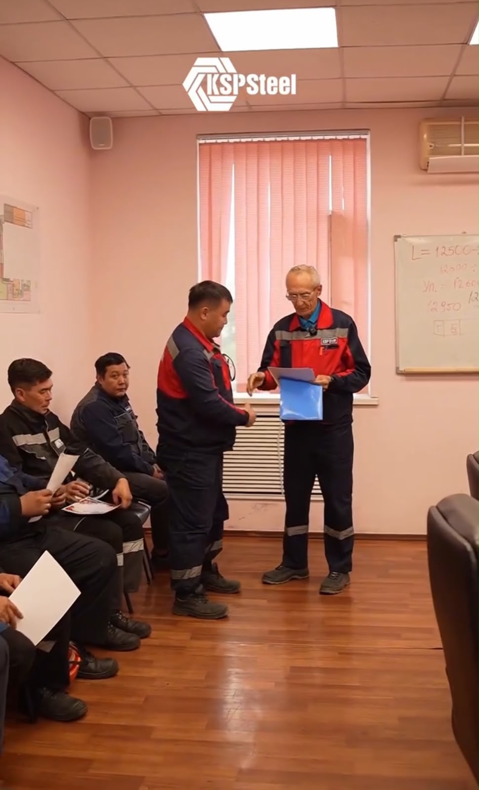 KSP STEEL направил помощь 216 детям к началу учебного года