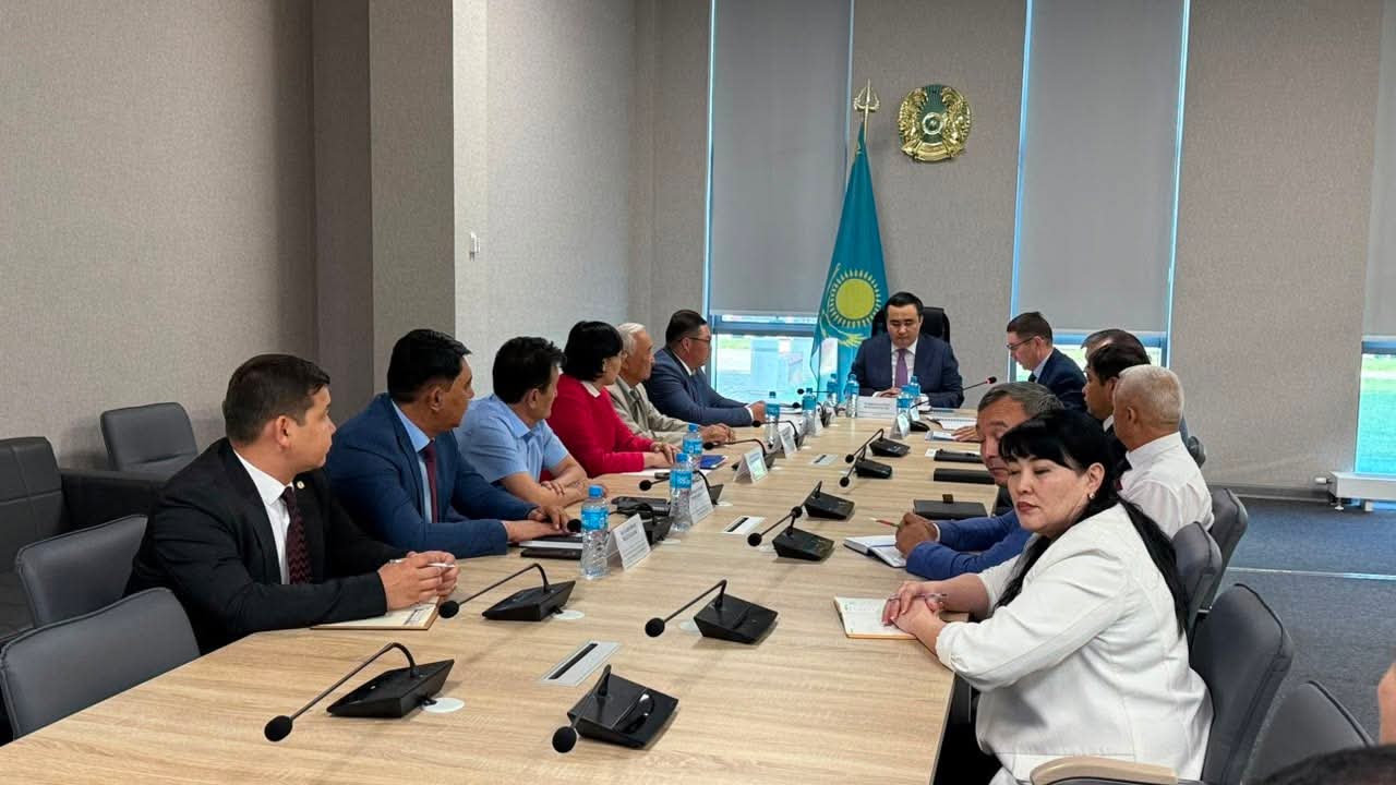 Түркістан облысында еңбек қатынастары мен еңбек қауіпсіздігі мәселелері талқыланды